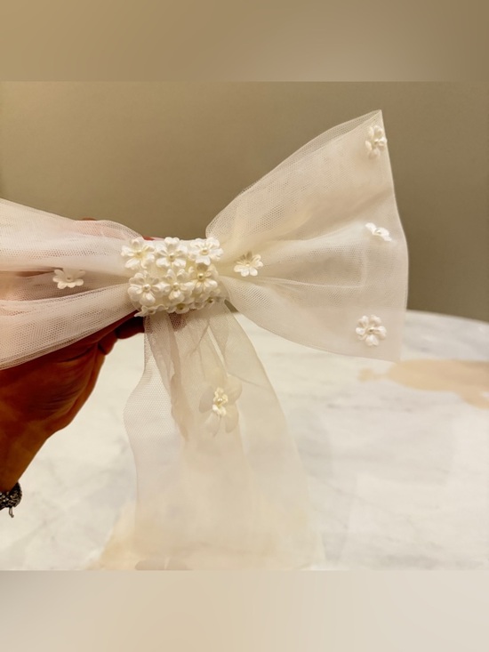 NEW Untamed Petals Floral Bow Hair Barrette main image 4